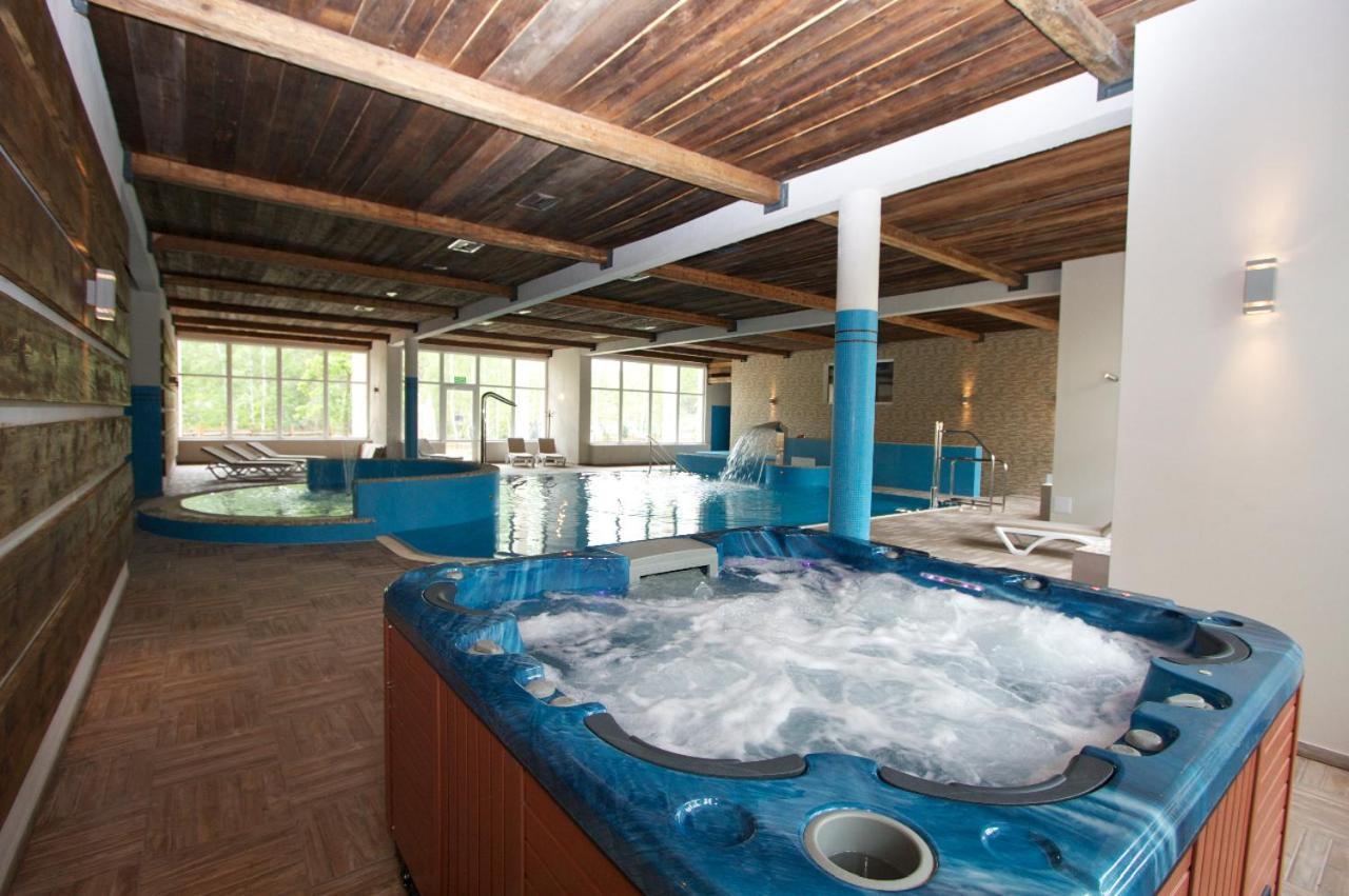 Cztery Wiatry Aparthotel Korytnica (Staszow) Exterior foto