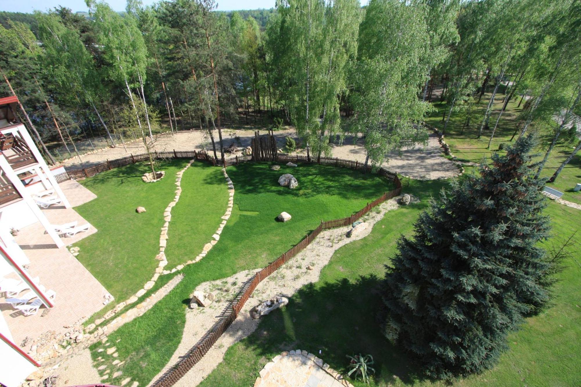 Cztery Wiatry Aparthotel Korytnica (Staszow) Exterior foto