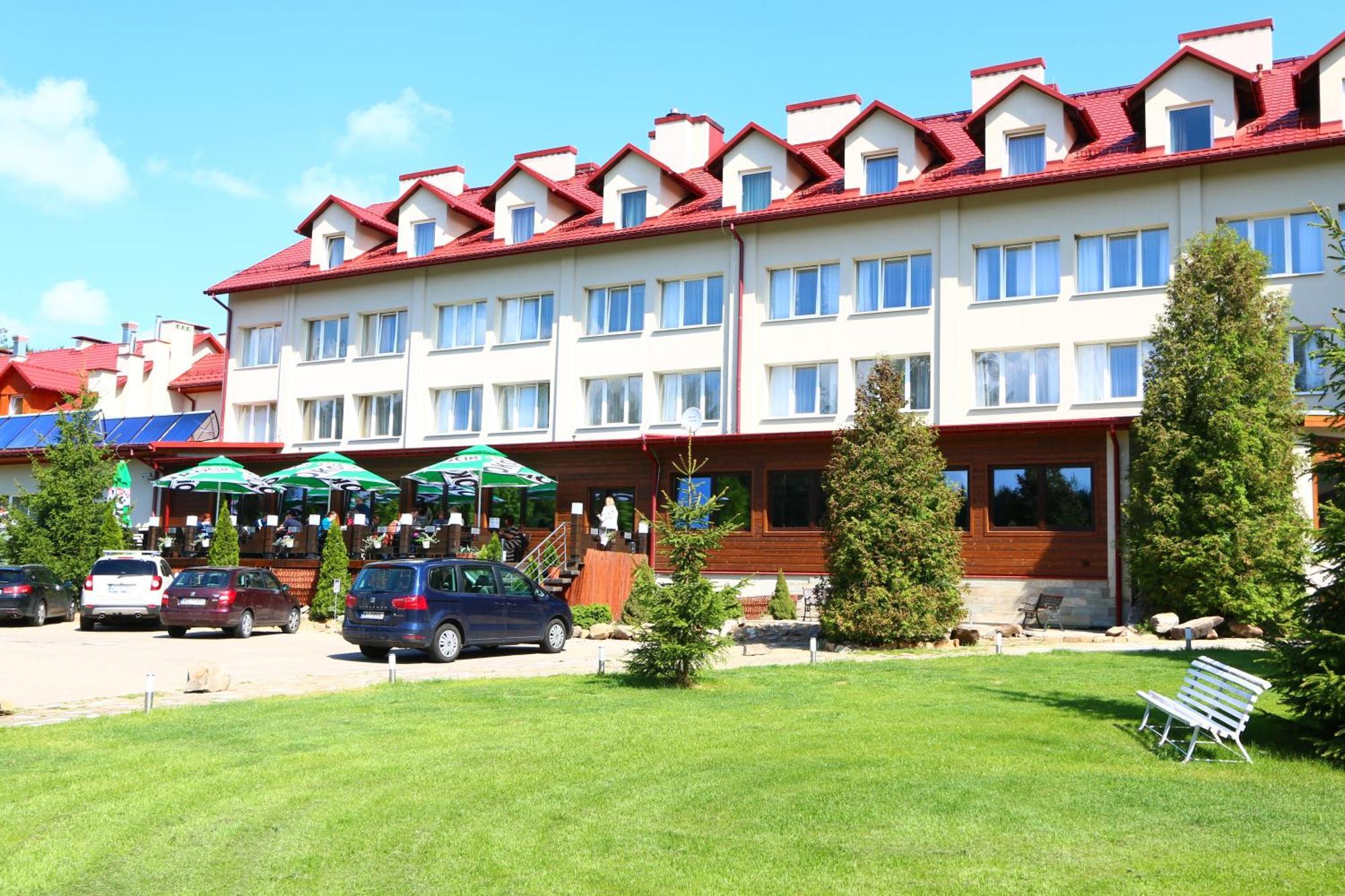 Cztery Wiatry Aparthotel Korytnica (Staszow) Exterior foto