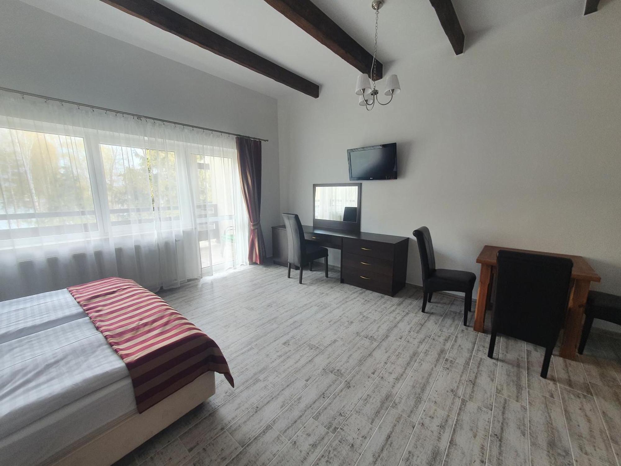 Cztery Wiatry Aparthotel Korytnica (Staszow) Exterior foto