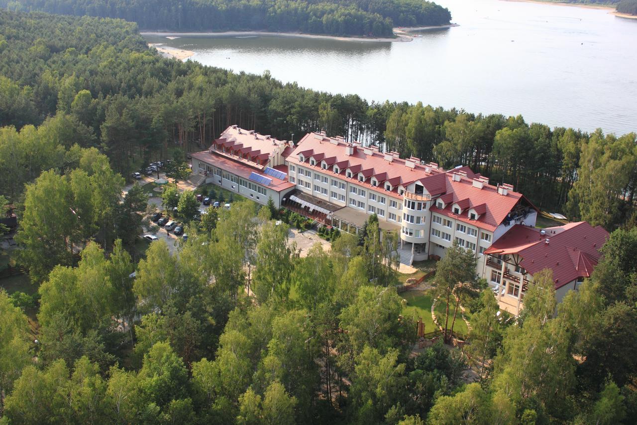 Cztery Wiatry Aparthotel Korytnica (Staszow) Exterior foto